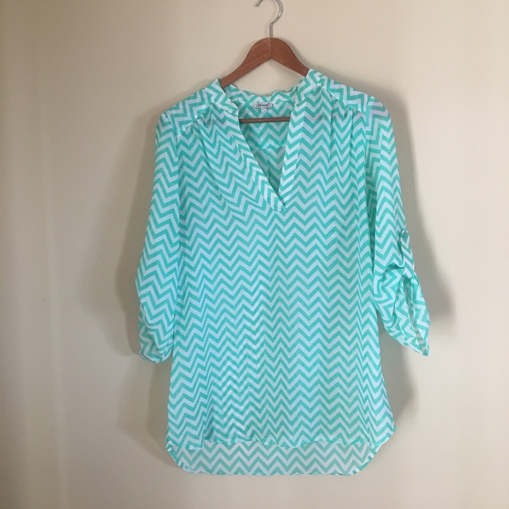 Kismet chevron 3/4 length blouse